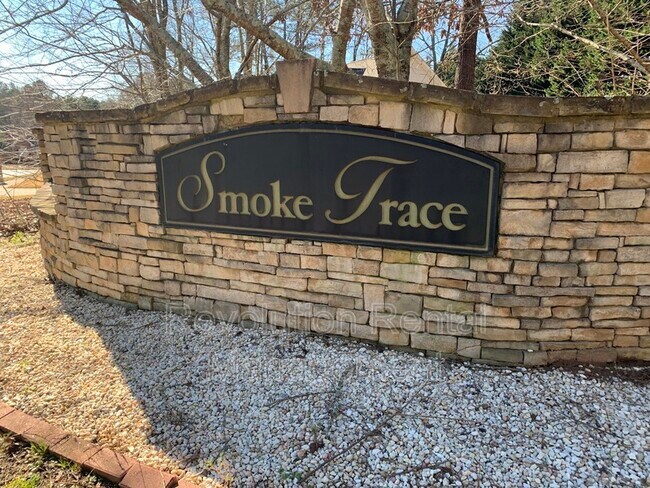 Foto del edificio - 3600 Burnt Hickory Dr
