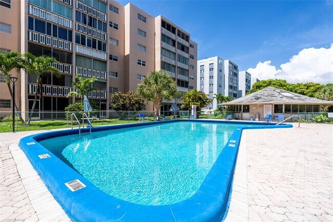 Foto del edificio - 319 NE 14th Ave