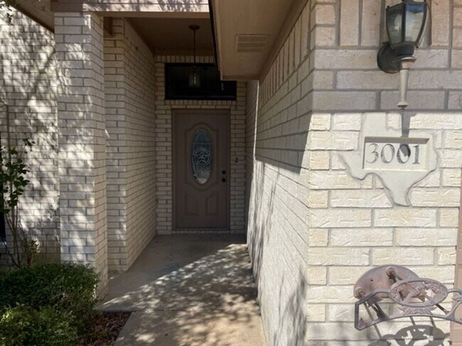 Foto del edificio - Beautiful home in Robinson ISD