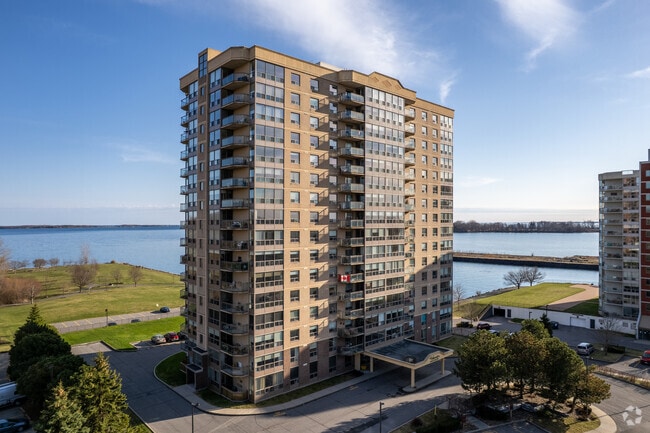 Building Photo - The Waterside