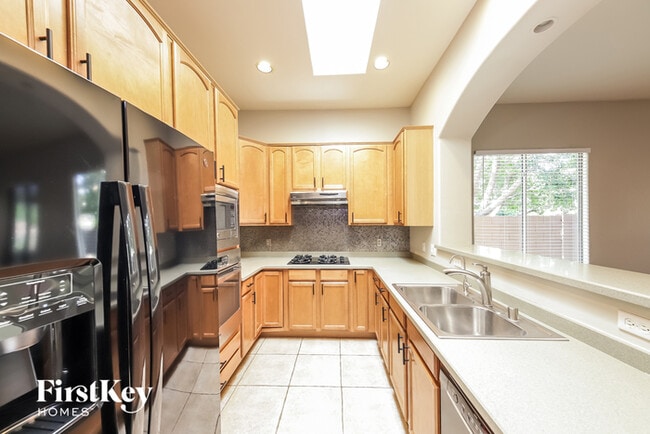 Building Photo - 26735 N 65th Dr