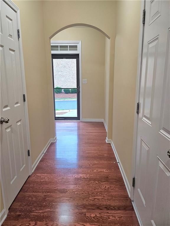 Foto del edificio - 2712 Beynon Ln NE