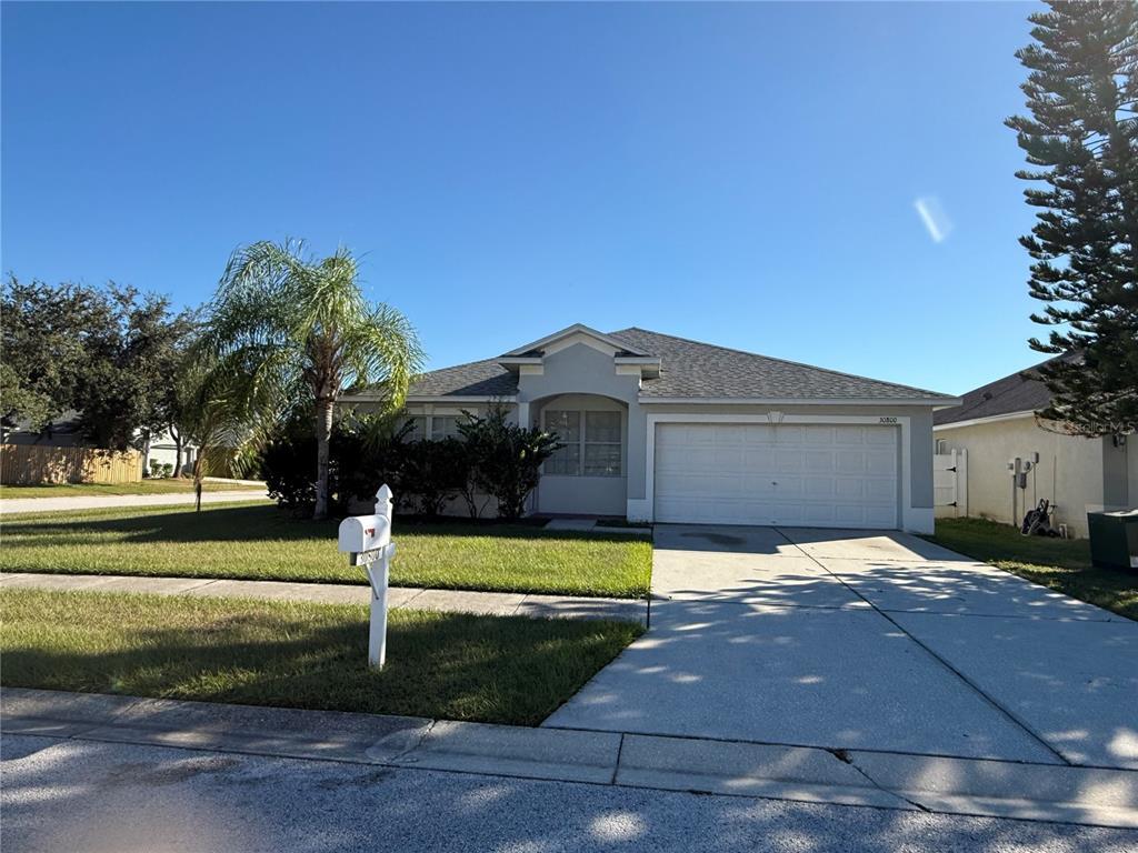 Foto principal - 30800 Midtown Ct