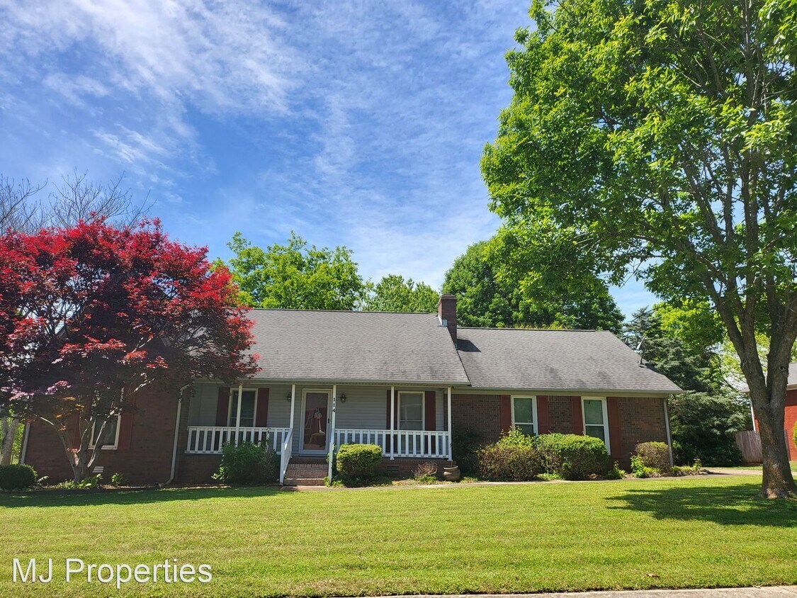 Primary Photo - 3 br, 2 bath House - 114 Stetson Dr