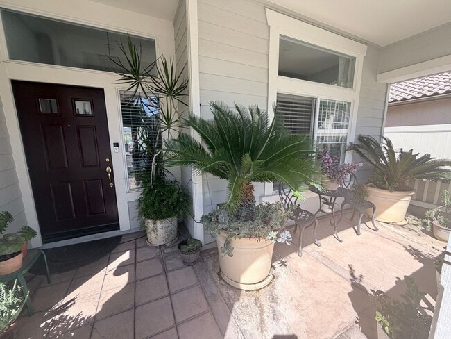 Foto del edificio - 3258 Meadow Side Pl