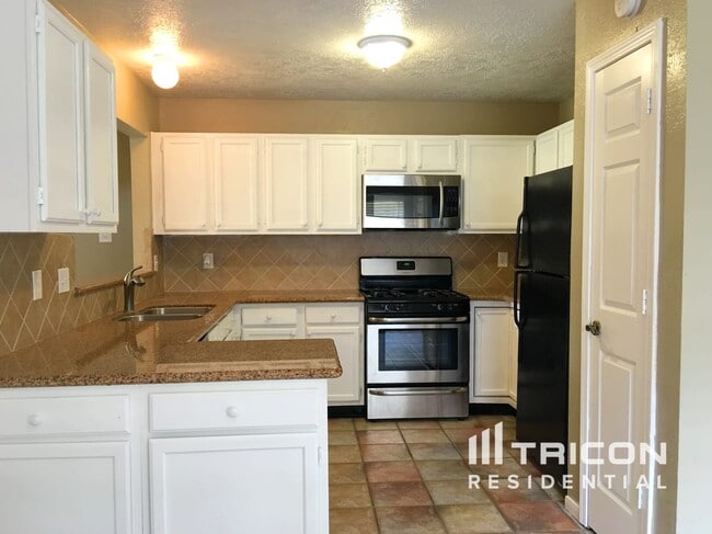 Foto del edificio - 3522 Campfield Ct
