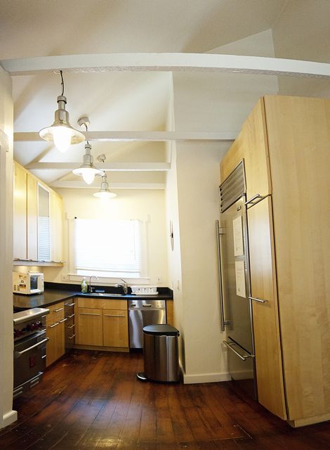 Kitchen - 108 Breeze Ave