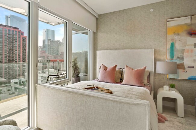 Foto del edificio - 354 N Halsted St