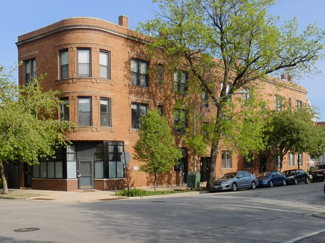 1934 W Dickens Ave Unit 2, Chicago, IL 60614 Apartments 1934 W