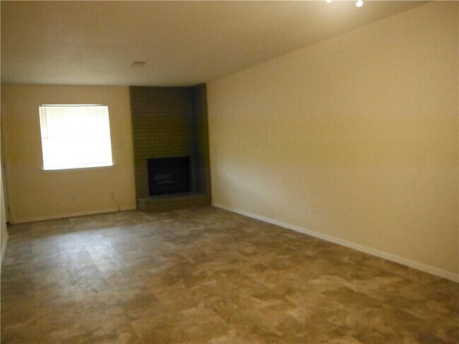 Foto del edificio - 8404 Garcreek Cir