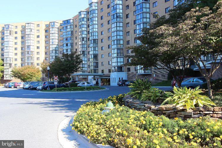 Foto principal - 3330 N Leisure World Blvd