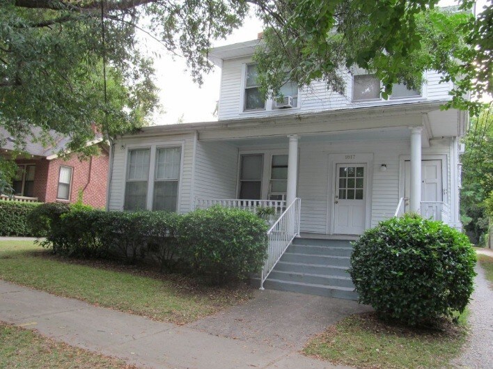 Primary Photo - 1817 Marion St