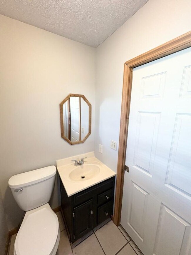 Foto del edificio - Stunning 3-Bedroom Home with Everything You’ve Been Looking For!