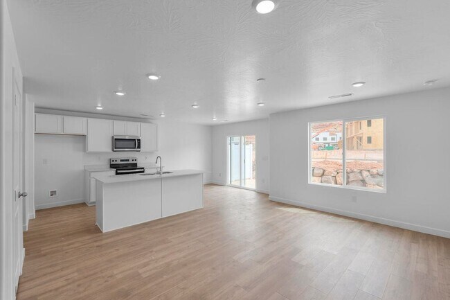 Foto del edificio - Be the First to Call This Stunning Home in the Highly Sought-After Long Valley Community Home!