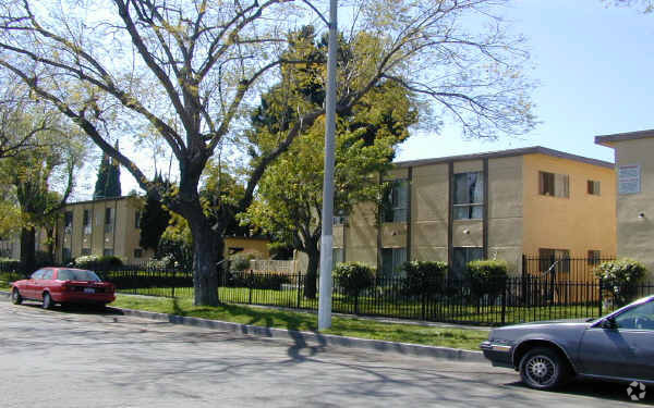 Building Photo - 1426 Minnie St