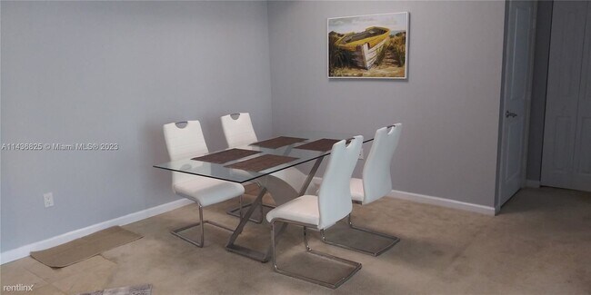 Building Photo - 2 br, 2 bath Condo - 7900 Harbor Island Dr...