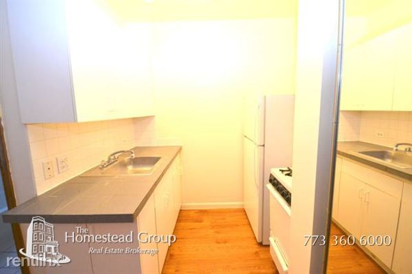 Building Photo - 4241 N Kenmore Ave