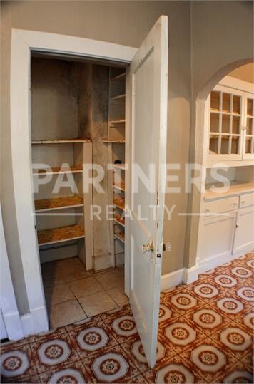 Building Photo - 42 Vonora Ave