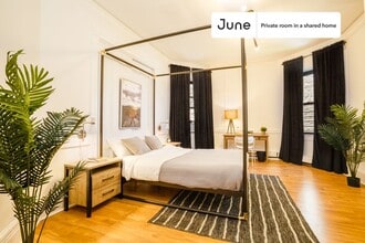 Building Photo - Room in Shared 4 bed/1 bath home
