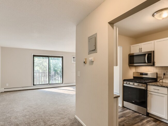 Foto del edificio - 7236 72nd Ln N