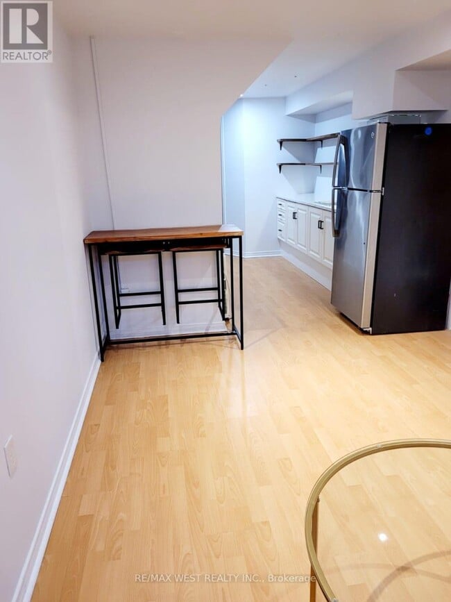 Building Photo - 470 Flannery Dr