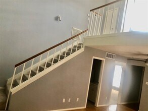 Building Photo - 3150 Walnut Bend Ln