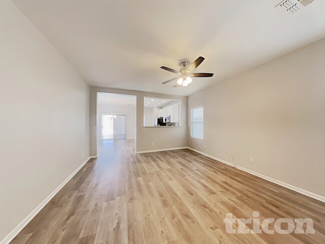 Foto del edificio - 17102 N 185th Ln