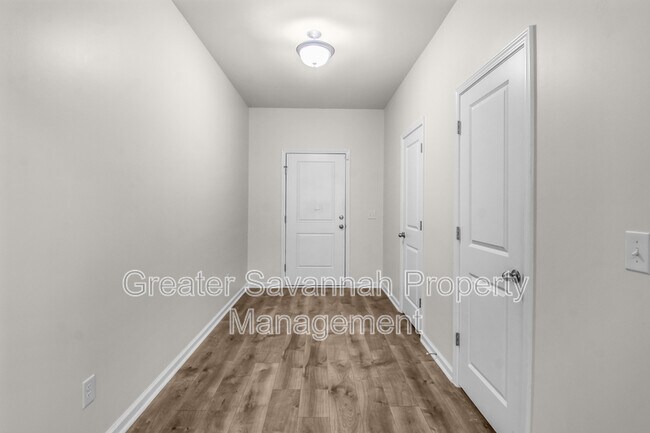 Foto del edificio - 137 Benelli Dr