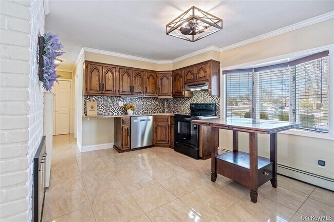 Foto del edificio - 68 Summer Ln
