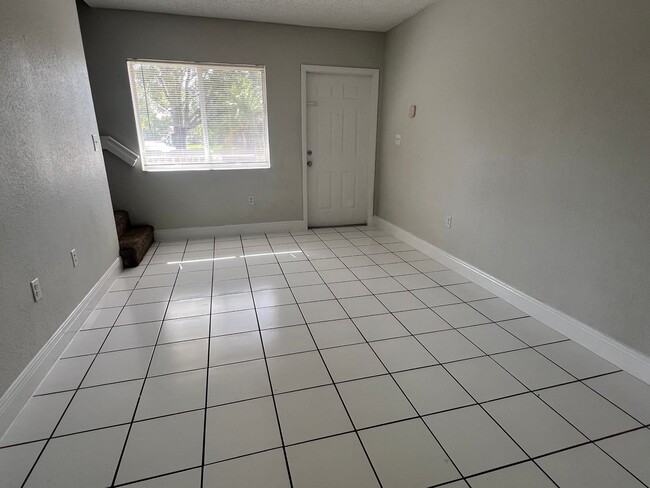 Building Photo - 3846 NW 115th Ave