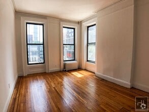 Building Photo - E 88 Street
