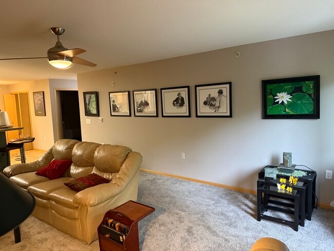 Building Photo - 8206 Starr Grass Dr