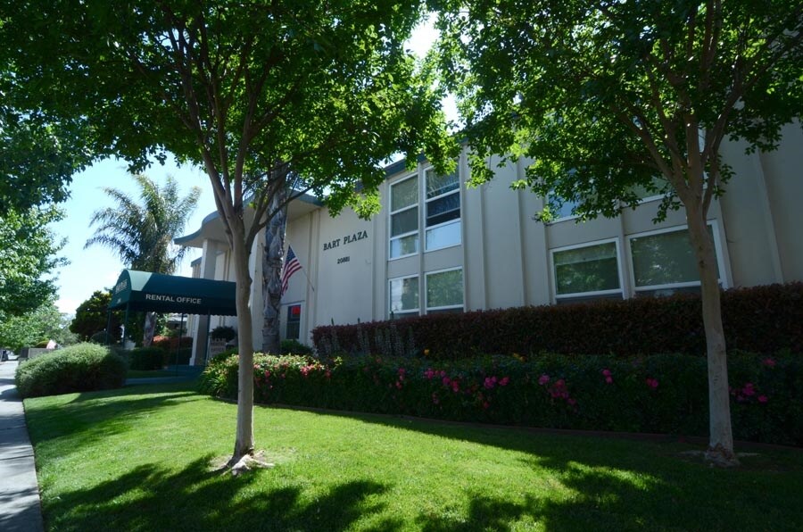 Bart Plaza Apartments Castro Valley, CA