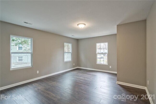 Building Photo - 7023 Milport Pl.