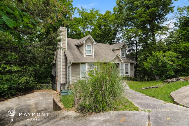 Building Photo - 1208 Americana Dr