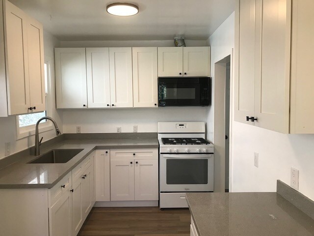Foto del edificio - 6932 Agnes Ave