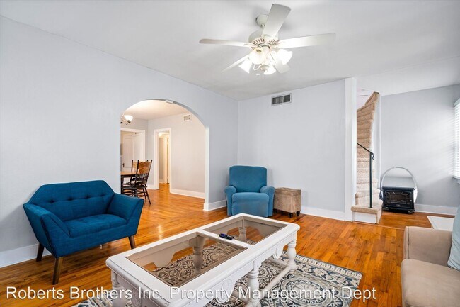 Foto del edificio - 4 br, 2 bath House - 263 Seminole Street