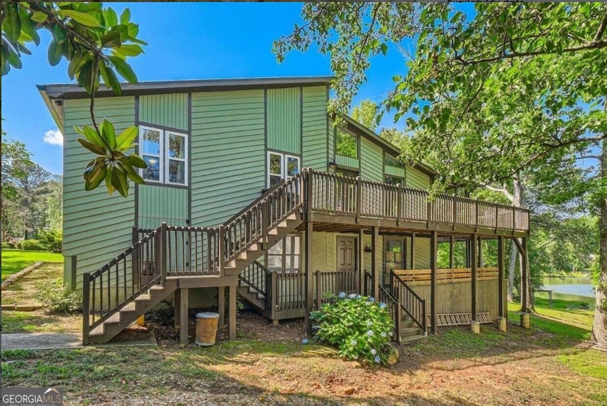 Primary Photo - 5197 Woodmont Dr