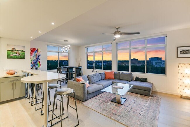 Foto del edificio - 54 Rainey St