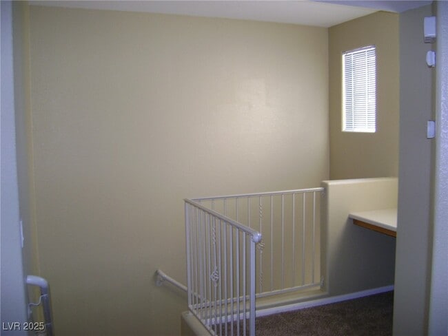Building Photo - 5855 Valley Dr