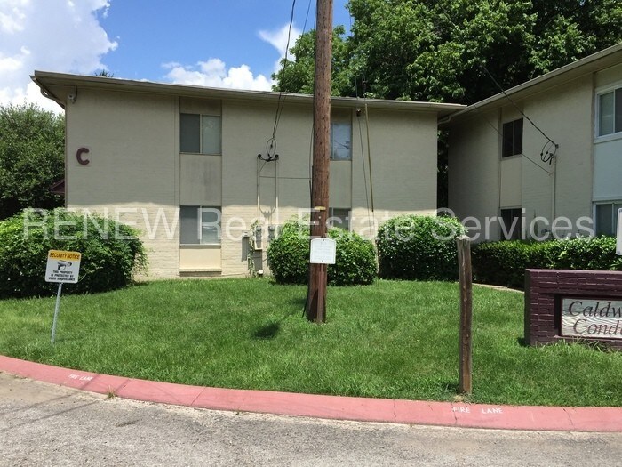 Foto principal - 550 Harding Pl
