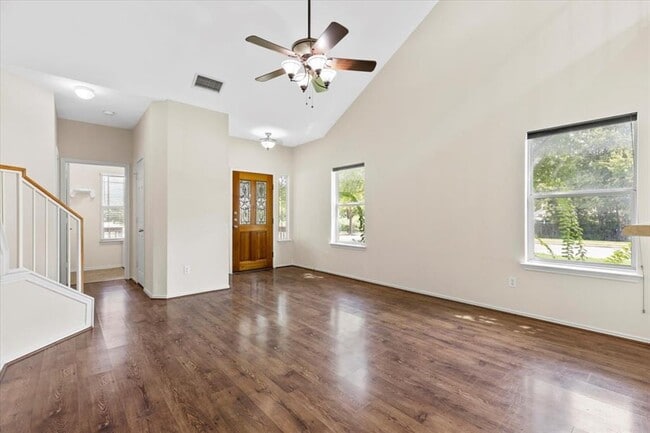 Building Photo - 1910 Prairie Rock Way