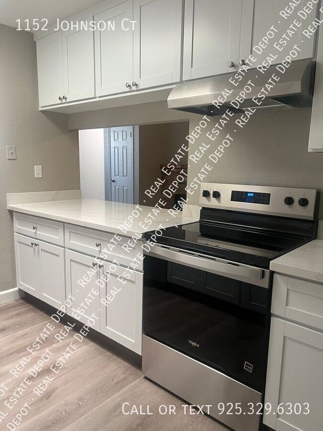 Foto del edificio - 1152 Johnson Ct