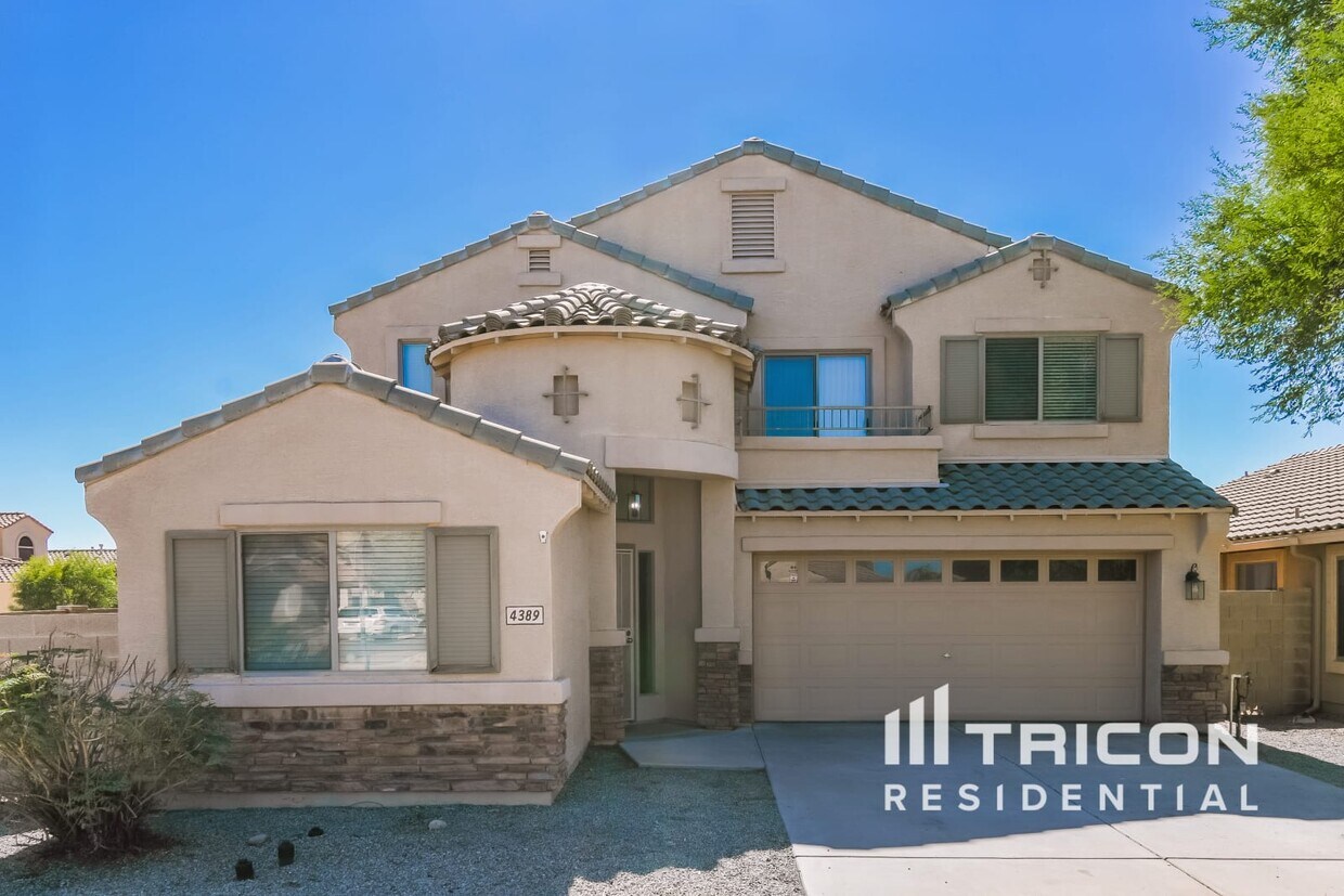 Foto principal - 4389 E Rock Dr