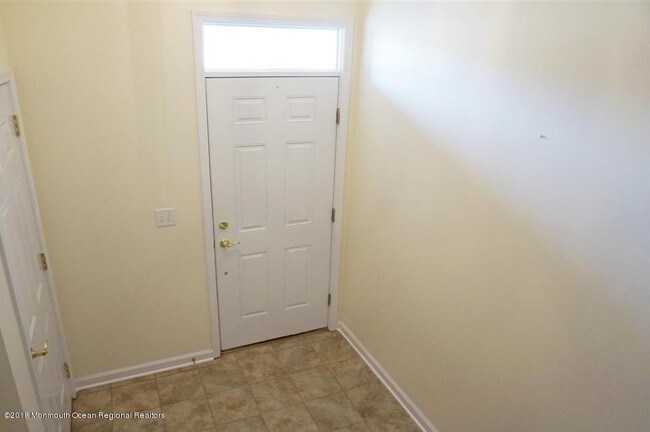 Foto del edificio - 12 Farrah Dr