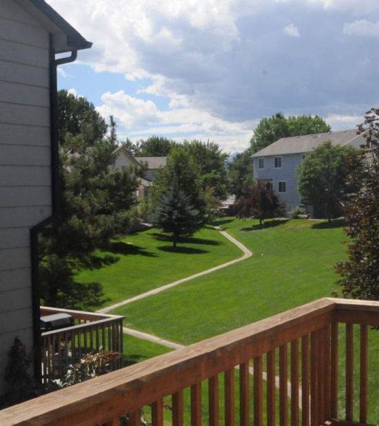 Foto del edificio - Beautiful 3 bedroom, 2.5 bath Townhome wit...