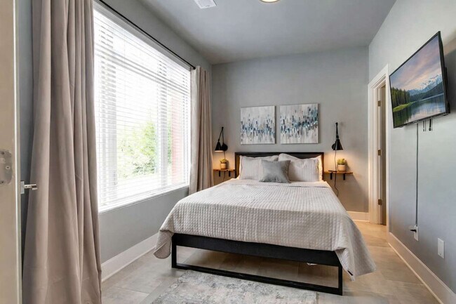 Foto del edificio - 966 Youngs Ln