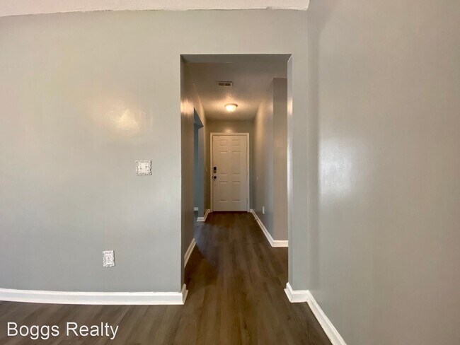 Building Photo - 3 br, 2 bath House - 970 Hawthorne Court