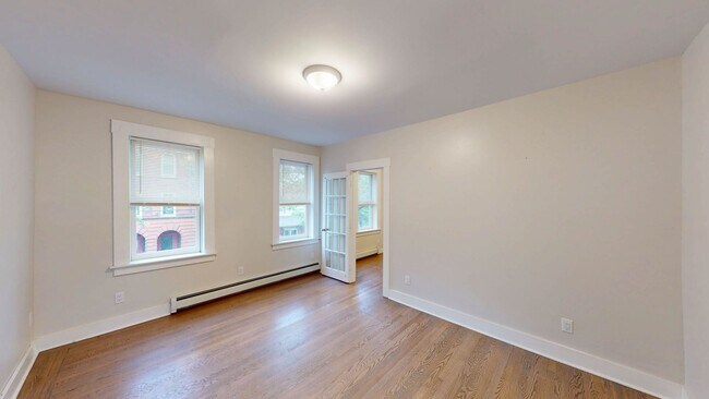Foto del edificio - Wooster Sq 2-Bedroom with W/D & Parking
