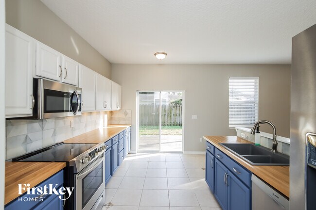 Foto del edificio - 2134 Pumpkin Pl NE